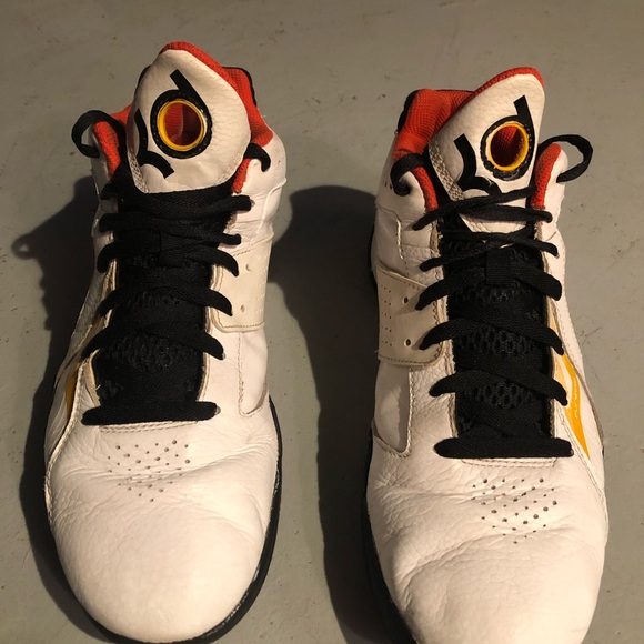 Nike KD’s only worn on hardwood - Picture 2 of 4